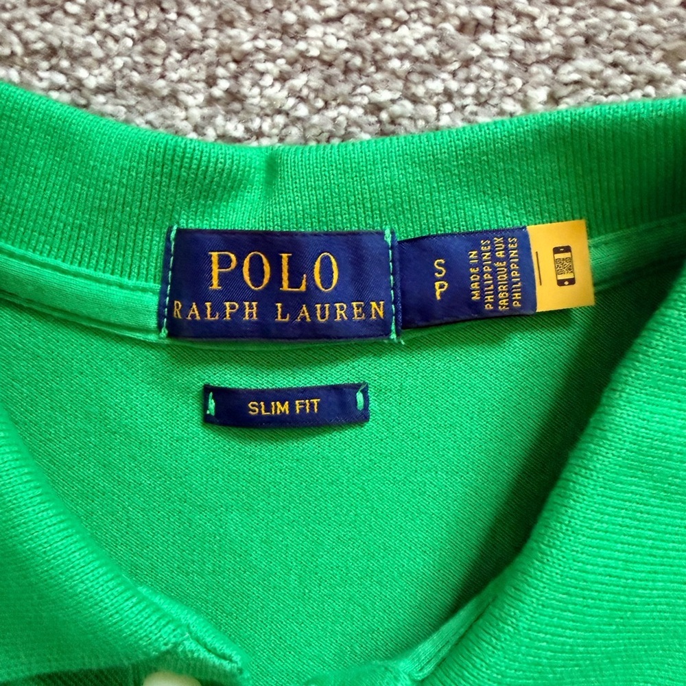 Ralph Lauren Women's Julie 5 button Slim Fit Bright Green Polo - Picture 4 of 4